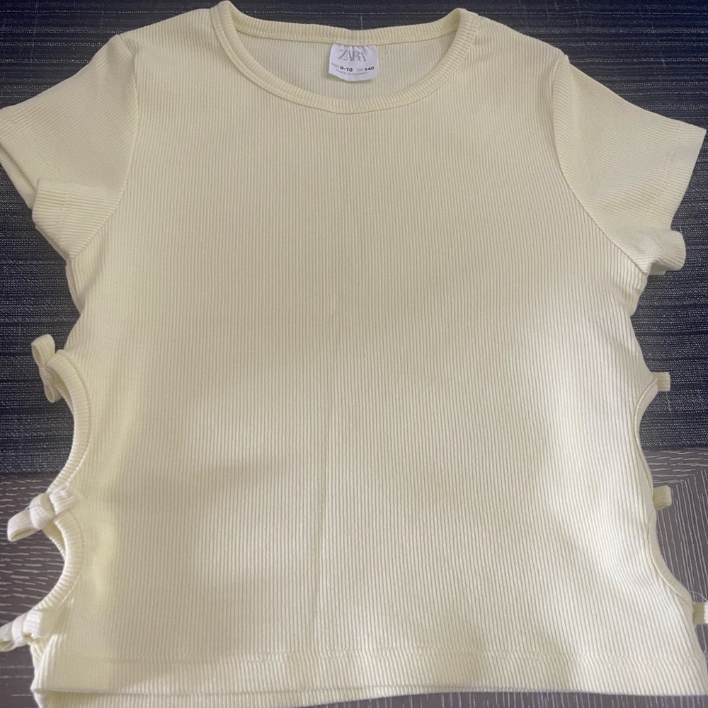 3 tops girls bundle Zara/ Abercrombie/ Roxy tops